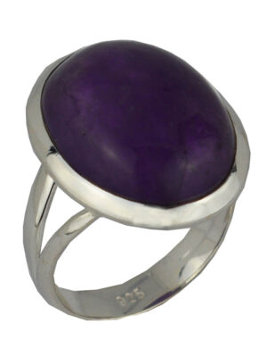 Silver Ring Oval Amethyst