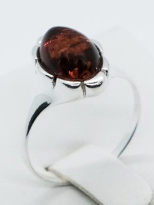 Silver Amber Ring Oval 2.8g