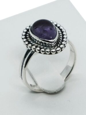 Silver Ring Teardrop Amethyst