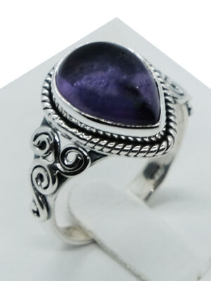 Silver Ring Teardrop Amethyst