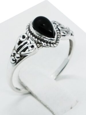 Silver Ring Teardrop Onyx