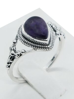Silver Ring Teardrop Amethyst