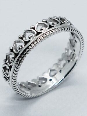 Silver Ring Round Hearts