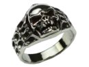Silver Ring Skull With Fangs