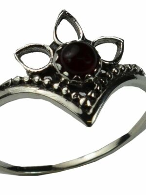 Silver Ring Crown Garnet