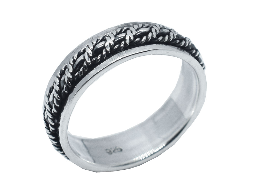 Silver Ring Barbed Wire Spinning