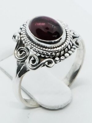 Silver Ring Oval Garnet