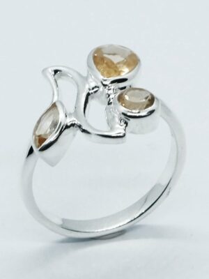 Silver Ring Leaves Cut Citrine