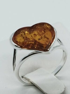 Silver Amber Ring Heart 3.12g