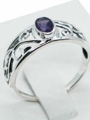 Silver Ring Oval Cut Amethyst