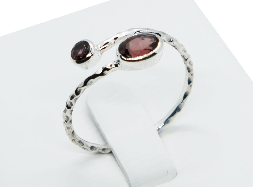 Silver Ring Twist Cut Garnet