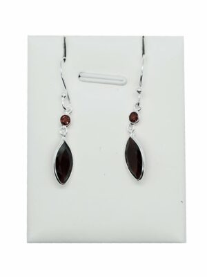 Silver Earring MRQ Garnet