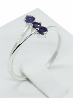 Silver Ring 3 Stones Amethyst