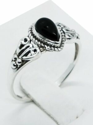 Silver Ring Teardrop Onyx