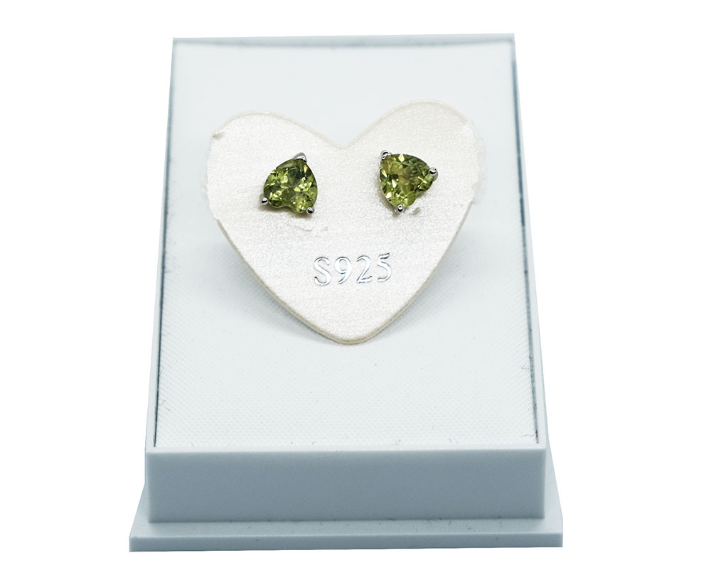Silver Earrings Heart Peridot
