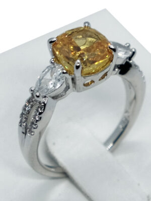 Fashion Ring Yellow Square CZ