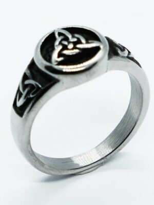 Ring Steel Triquetra Simple