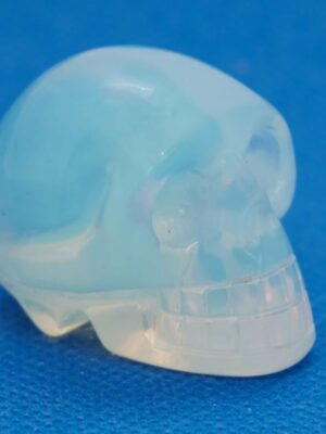 Skull Opalite 40mm