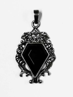 Pendant Onyx Gothic Style