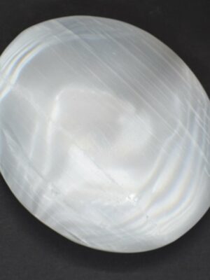 Selenite Palmstone 6X5cm