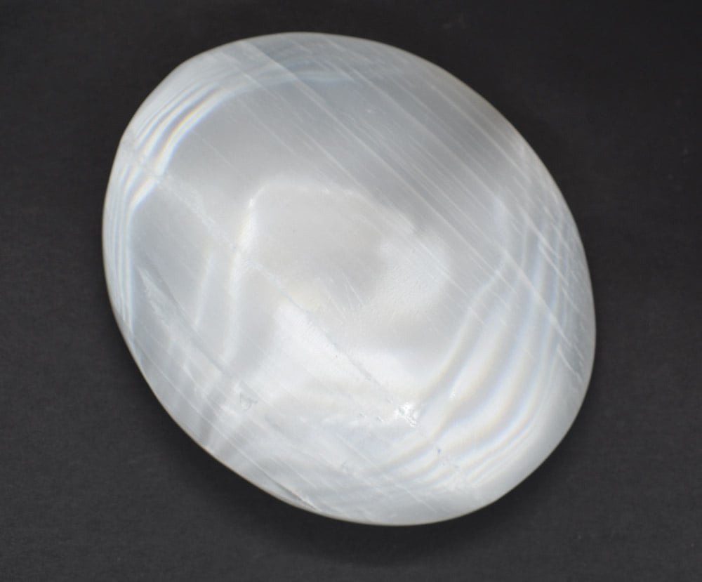 Selenite Palmstone 6X5cm