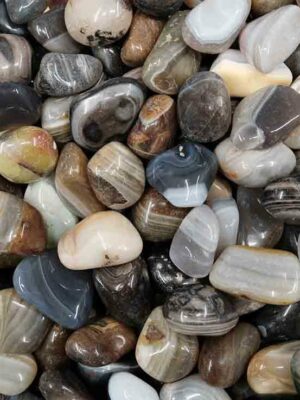 Tumblestone Banded Agate Natural 3-4cm 3pcs