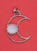 Pendant Opalite Oval On Moon