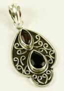 Silver Pendant Garnet