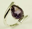 Silver Ring Amethyst Cut