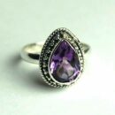 Silver Ring Amethyst Cut