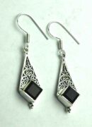 Silver Earring Onyx Cut