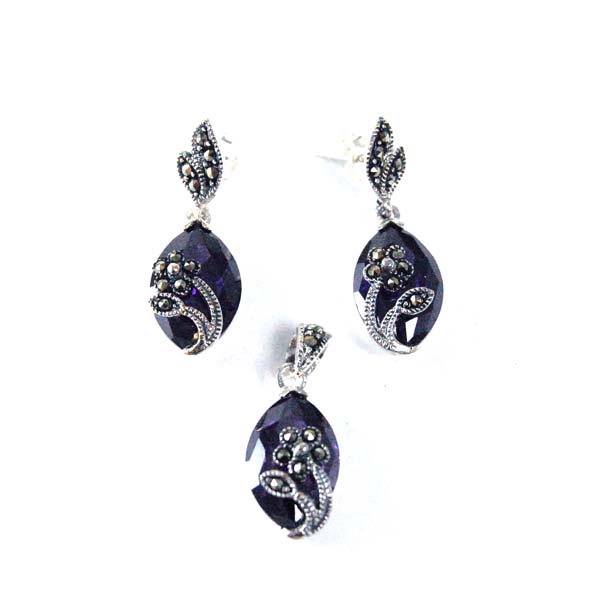 Silver Pendant And Earring Set