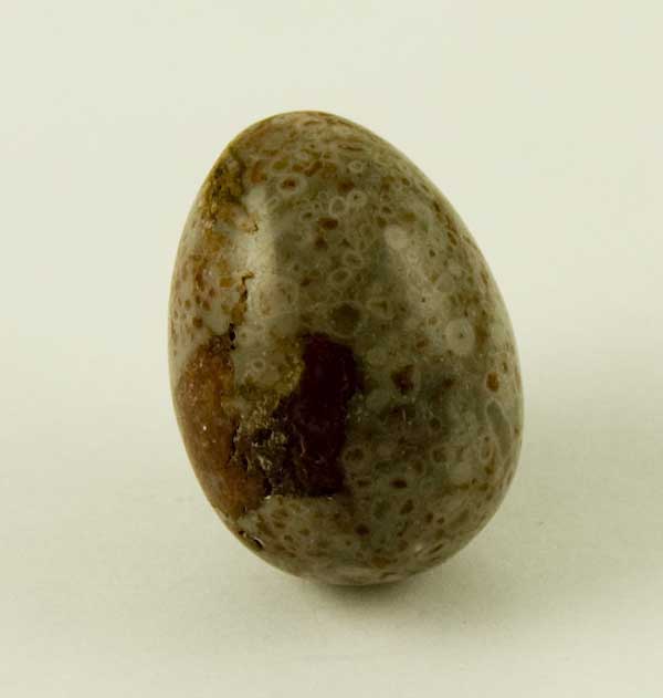 Stone Egg Shape Red Kamballa
