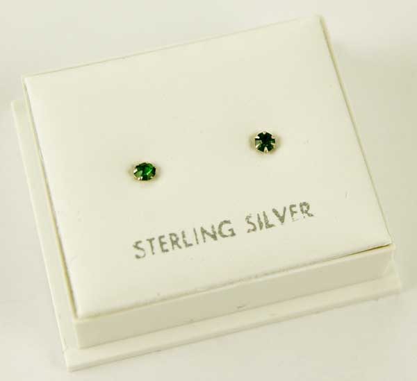 Earring Silver Emerald Stone Claw 2mm