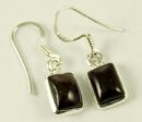 Silver Earring Rect Garnet