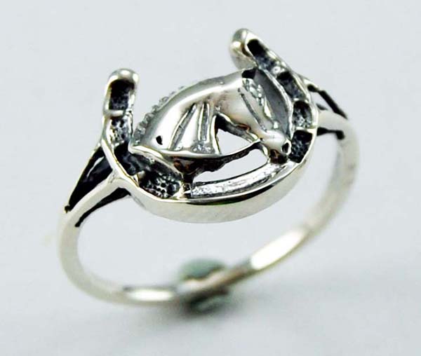 Ring Silver Horse Head In Horseshoe