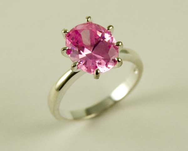 Ring Silver Pink Oval Claw Set W11mm