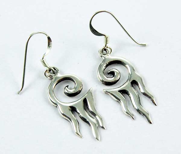 Earring Wavy Curl