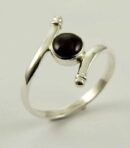 Ring Silver Swirly Garnet