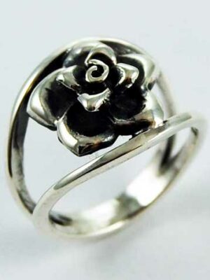 Ring Silver Solid Flower