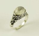 Ring Silver Oval Moonstone