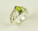 Ring Silver Peridot With Butterfly Cut Sides