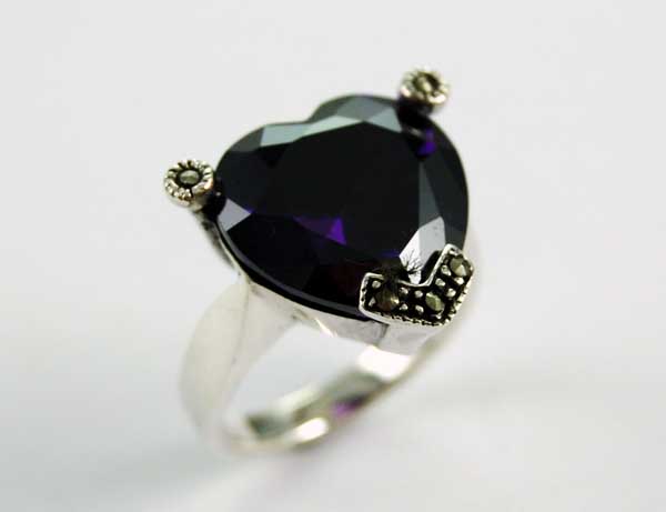 Ring Silver Heart Amethyst